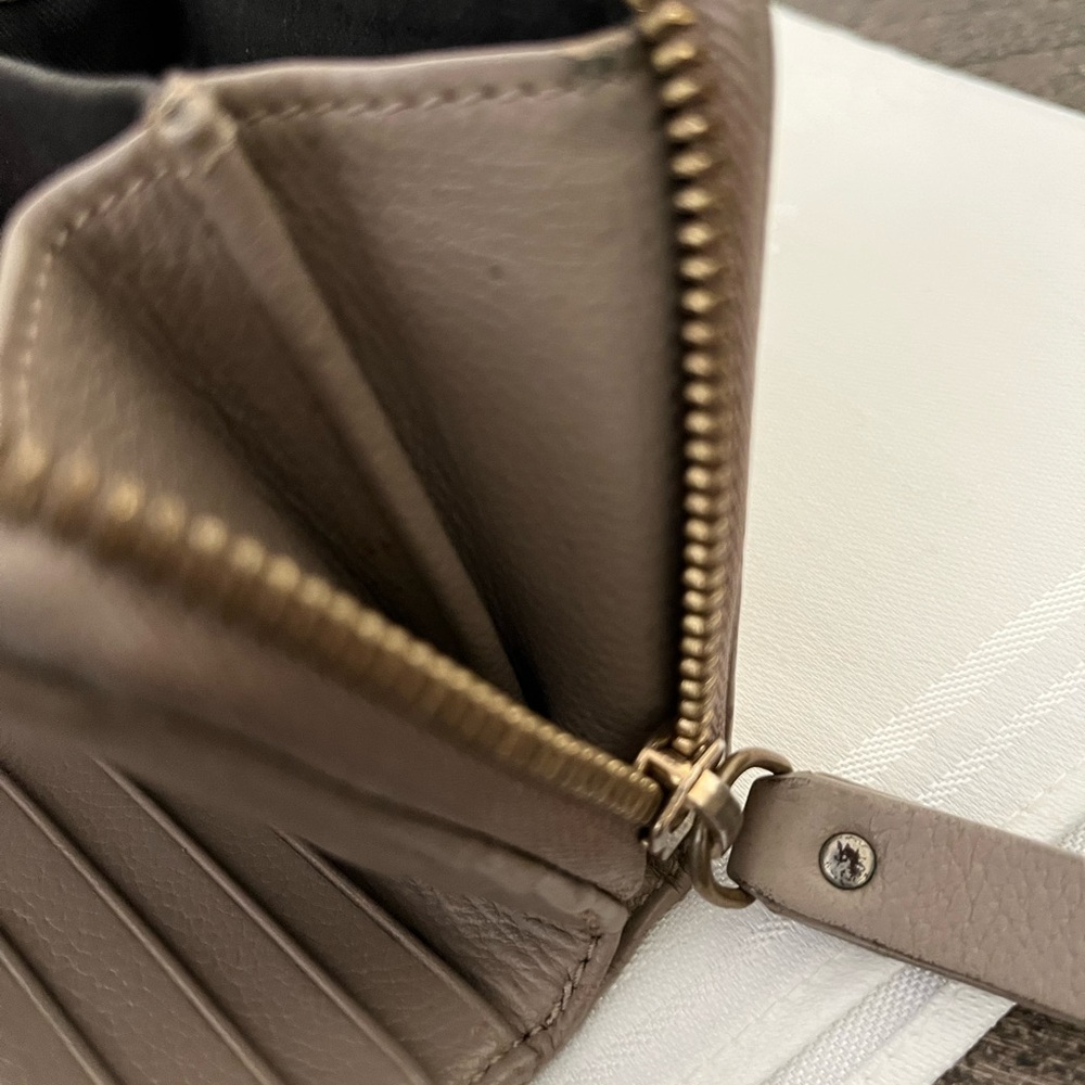 SEE by Chloe‎ Wallet - Picture 8 of 11
